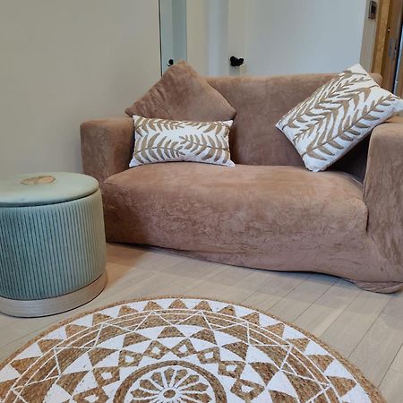 Liverpool Gem: Cozy Studio Retreat Екстер'єр фото