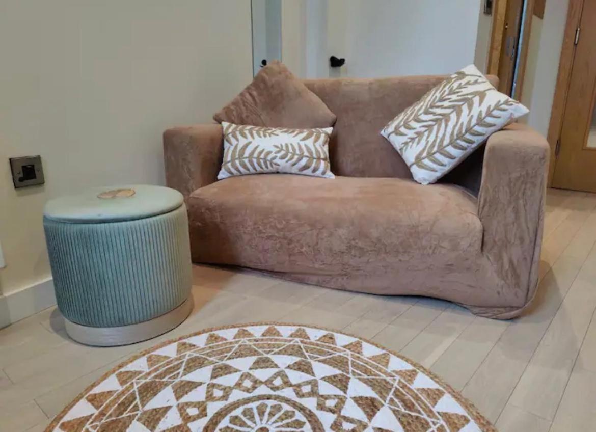 Liverpool Gem: Cozy Studio Retreat Екстер'єр фото
